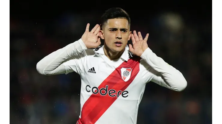 River enfrenta a Boca con "los chilenos" citados en el clásico.