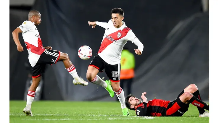 Pablo Solari suma opciones de jugar el Superclásico contra Boca Juniors.