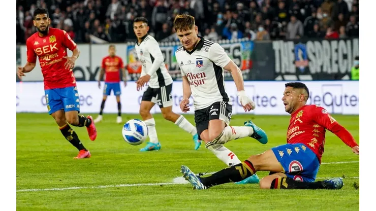 Leonardo Gil se pierde el partido de Colo Colo ante Cobresal: expulsado frente a Unión Española.