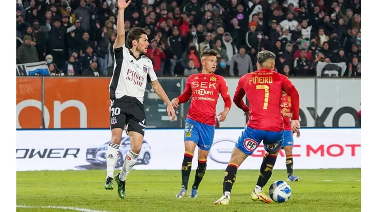 El Kiwi Messi y su primer partido en Colo Colo a Monumental lleno.