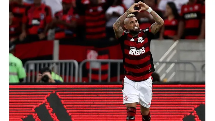 ¿Qué chilenos han llegado a la final de Libertadores con equipos extranjeros?