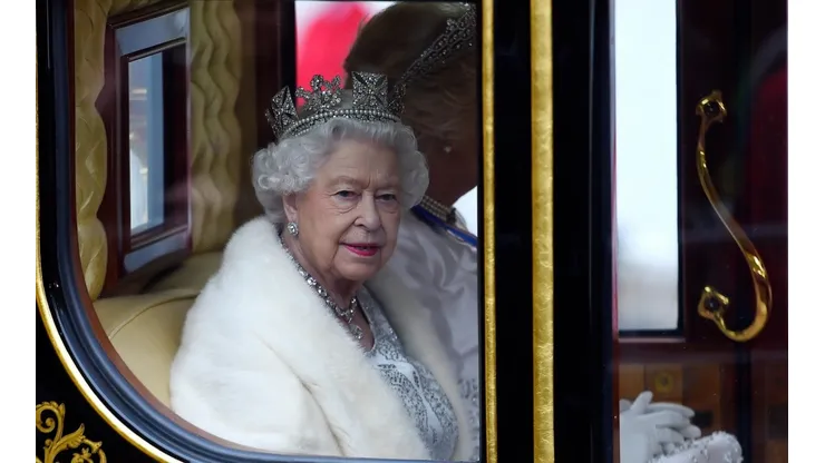 ¿Quién asumirá el mando de la monarquía británica luego de la muerte de la Reina Isabel II?