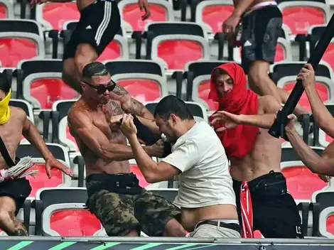 Esto no pasa en Europa: brutal batalla a combos y bengalas entre hinchas