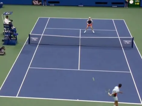 Alcaraz maravilla al mundo con revés galáctico y queda a un paso del N°1