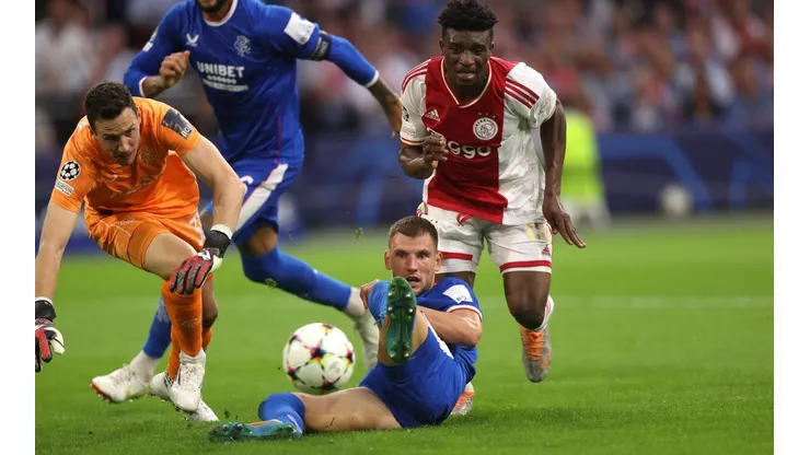 Ajax logró un triunfazo para comenzar su andar en la Champions League