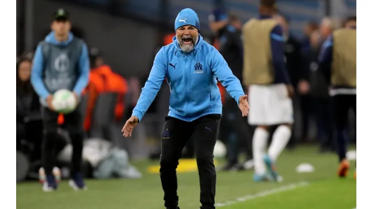 Sampaoli puede continuar en Europa