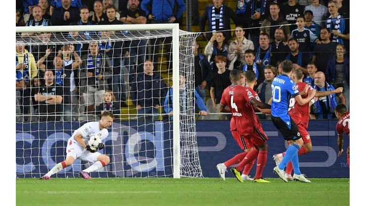 Un gol muy extraño profundizó la crisis del Bayer Leverkusen.