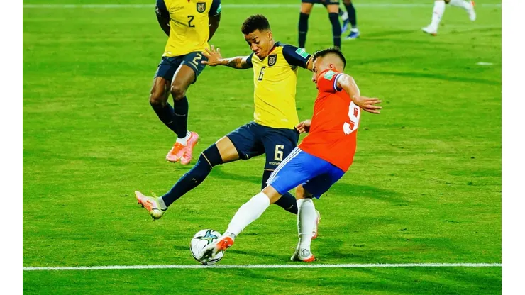 El abogado de Castillo avisó que lo más probable es que el jugador no llegue a declarar ante la FIFA.