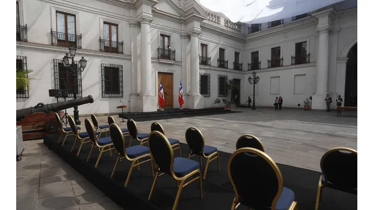 Cambio de gabinete en La Moneda este martes a medio día.
