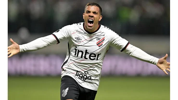 David Terans anotó el gol con que Athletico Paranaense eliminó al bicampeón Palmeiras de Copa Libertadores