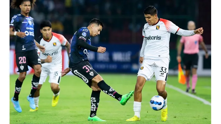 Mati Fernández fue titular en el triunfo 3 a 0 de su equipo en la ida