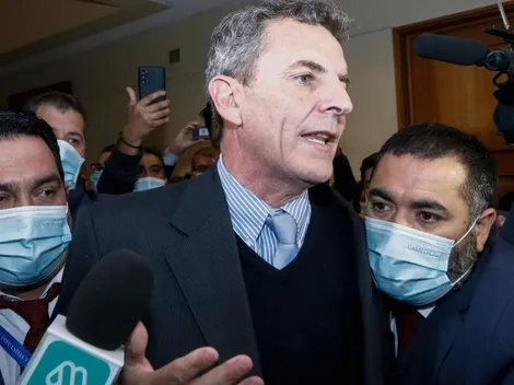 Gonzalo de la Carrera subió una foto de su voto: ¿A qué multas se arriesga?