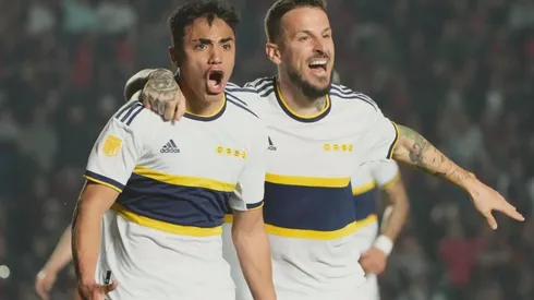 Los Xeneizes festejan el segundo tanto que los deja motivados para recibir a River.