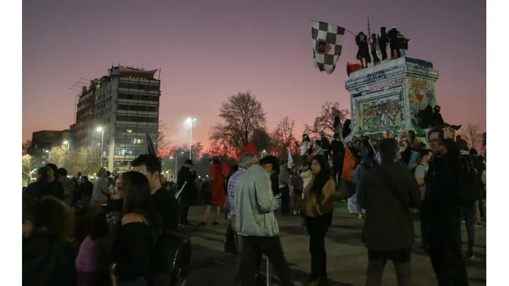 Mira AQUÍ Plaza Italia tras los primeros resultados del conteo de votos