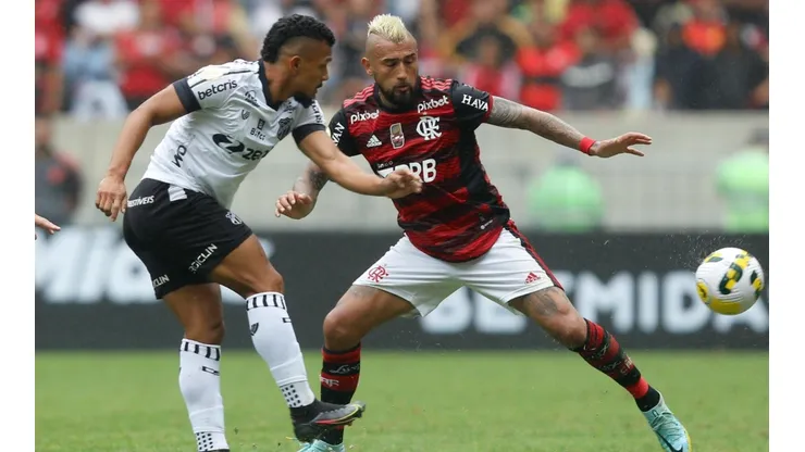 Arturo Vidal ingresó en el segundo tiempo y fue clave, pero no pudo llegar al triunfo