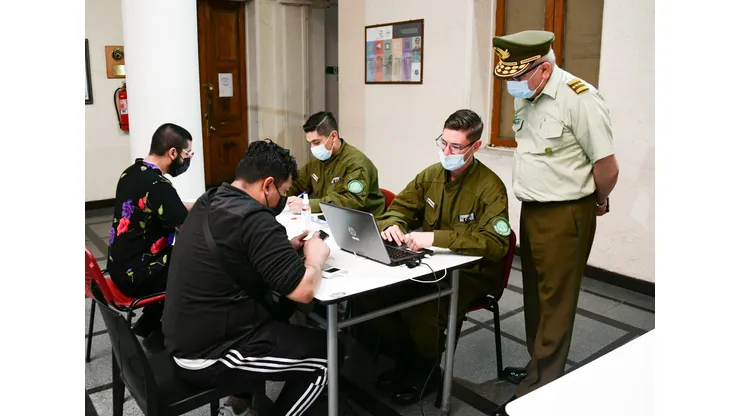 ¿Qué tramite debo hacer en carabineros si no puedo ir a votar?