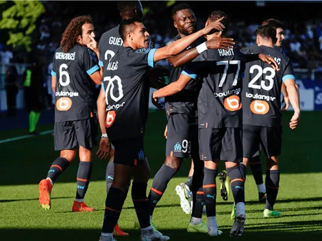 Los goles de Alexis desatan un romance entre la hinchada y el plantel del OM