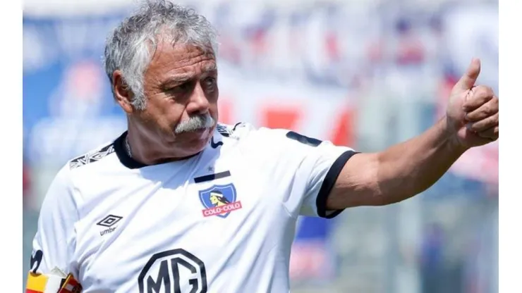 El histórico Carlos Caszely tendrá su estatua en el Monumental.