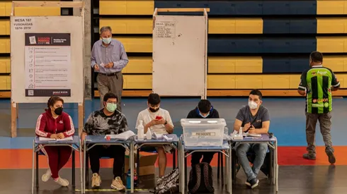 ¿Cuándo es la constitución de mesas para el Plebiscito y quiénes deben ir?