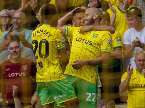 Núñez las hace todas: recupera y da asistencia de lujo