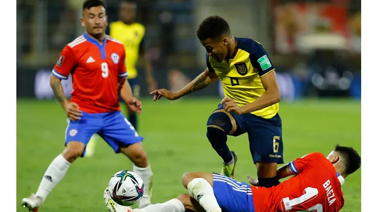 Abogado de Byron Castillo asegura que no tiene idea de la citación de la FIFA al jugador para declarar por la demanda de Chile a Ecuador.