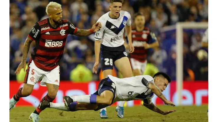 Arturo Vidal ingresó en el segundo tiempo en la semifinal de Flamengo ante Vélez por Copa Libertadores.