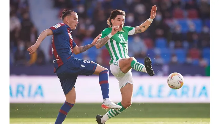 Bellerín jugó en el Betis de Pellegrini durante la temporada pasada