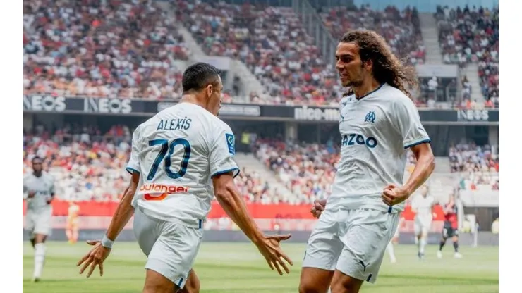 Alexis viene de perderse un penal, pero de igual forma vive un gran momento.