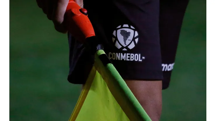 FIFA inhabilita a ex dirigente acusado de acoso sexual a 3 árbitras