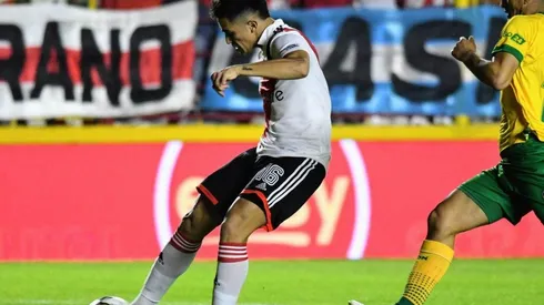Solari marcó tres para darle la clasificación a River Plate