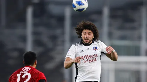 Maximiliano Falcón puede salir en las próximas horas de Colo Colo