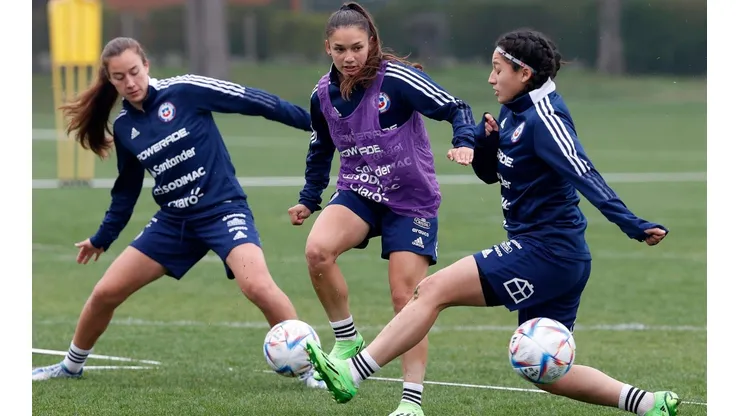 Fotos: El primer día de microciclo de la Roja femenina