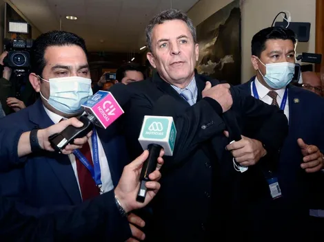 Gonzalo de la Carrera golpea en el ojo a vicepresidente de la Cámara al finalizar la sesión