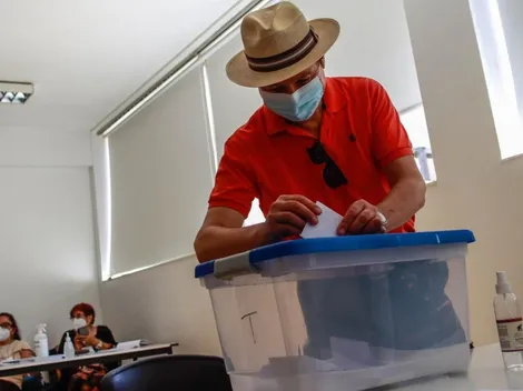 ¿Cómo se debe doblar el voto según la información entregada por el Servel?