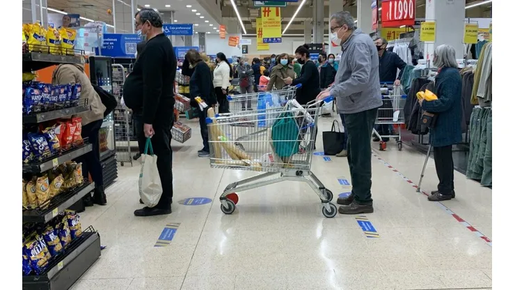 Conoce los días que no estarán abiertos los supermercados en Fiestas Patrias