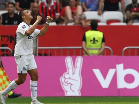 Alexis entra en selecto grupo de goleadores históricos