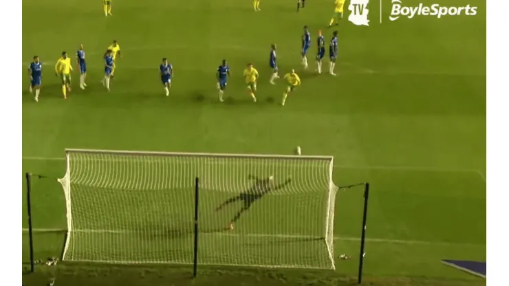 El portero John Ruddy tuvo una intervención espectacular para ahogar el grito de gol de Marcelino Núñez. (Captura).