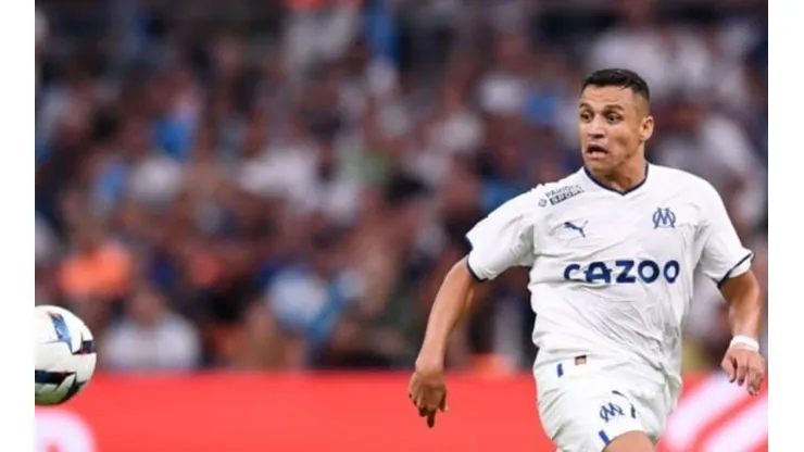 Alexis Sánchez debutó en las redes convirtiendo dos goles para el Marsella.