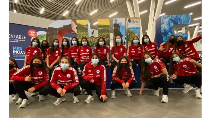 La Roja fem sub 17 ya está en México para la Revelations Cup