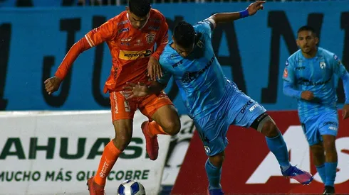 Al igual que en la fecha 9 disputada en abril, los Zorros vencieron los Dragones Celestes por 2 a 0.