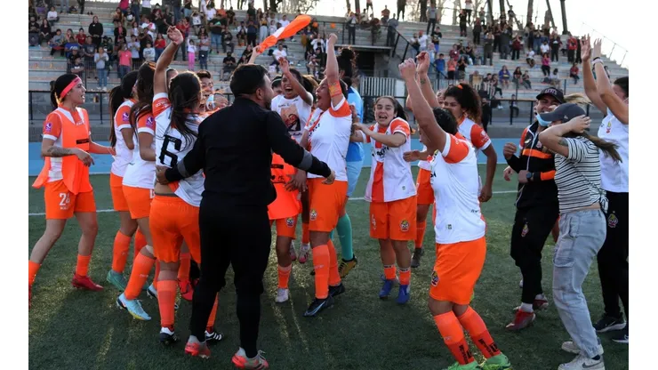 Cobresal femenino vuelve a Primera tras un año en el Ascenso