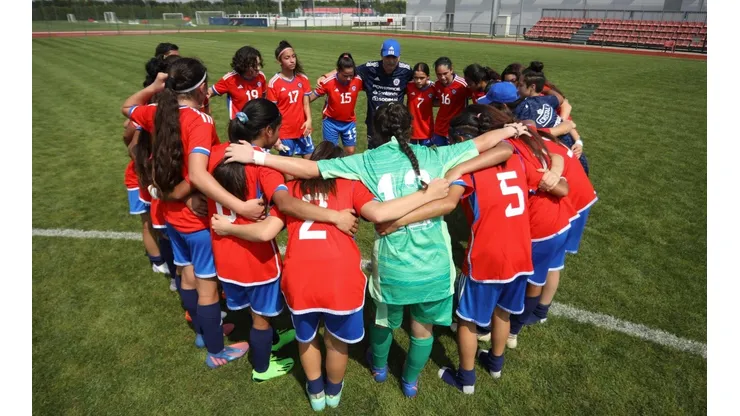 La Roja fem sub 15 es campeona en Serbia tras golear a Macedonia