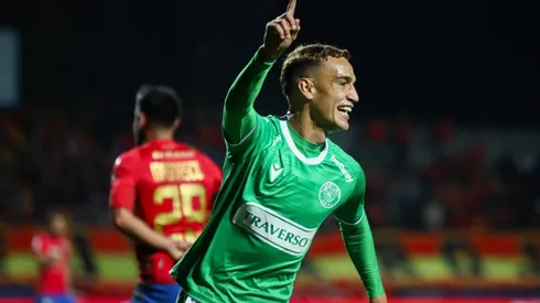 Audax Italiano se perfiló para golear a Unión Española y terminó sufriendo, pero lo ganó igual.