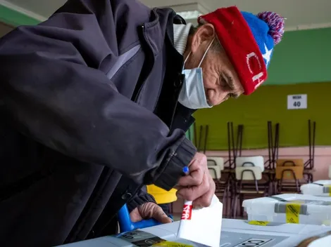 ¿Si soy adulto mayor estoy obligado a ir a votar en el Plebisicto de Salida?