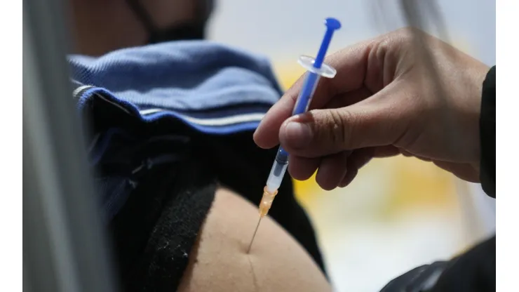 Moderna demanda a Pfizer por "copiar" teconología en vacunas COVID-19