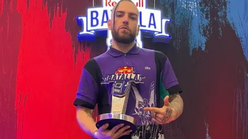 Yoiker con el título de campeón nacional de México