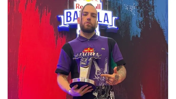 Yoiker con el título de campeón nacional de México