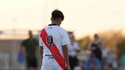 Ian Subiabre, el "9" de las inferiores de River Plate que Caputto considera para la Roja Sub 17.