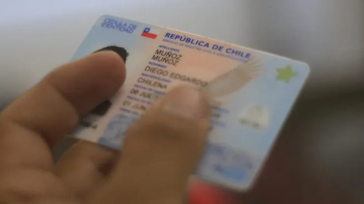 ¿Cuál es el precio para solicitar el carnet de identidad?