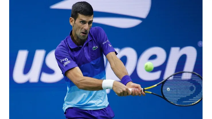 Nole podría quedar definitivamente fuera del tercer Grand Slam del año.